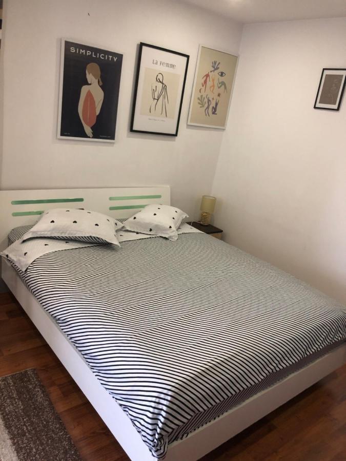 Garsoniera Relax Drumul Taberei Bükreş Dış mekan fotoğraf